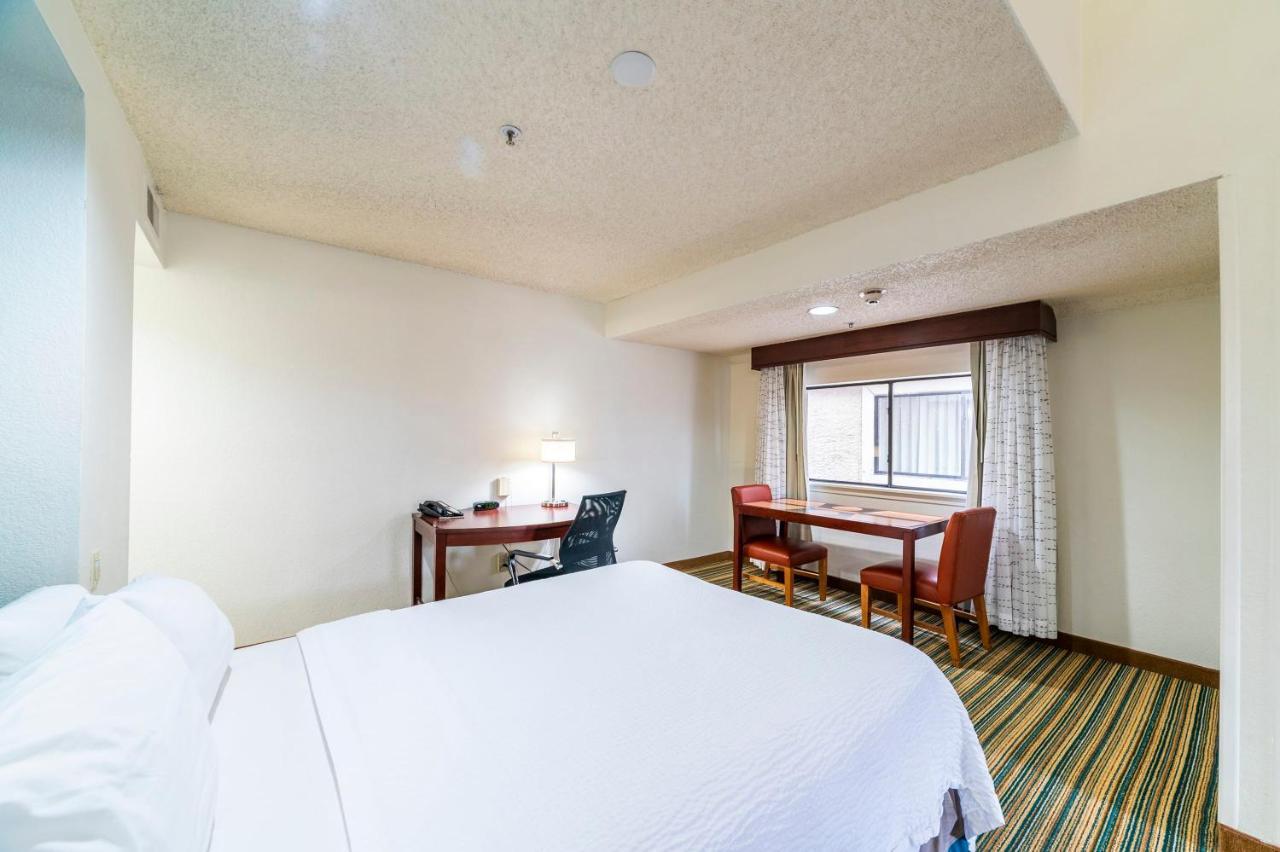 Metro Phoenix Loft Sleeps 6 מראה חיצוני תמונה